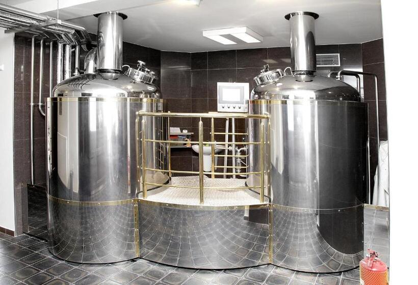 בית מלון כפרי Pivovar A Restaurace Faltus