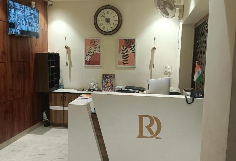 Отель Raj Darbar