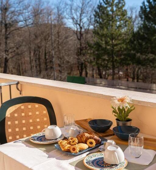 בית מלון כפרי Rasinus