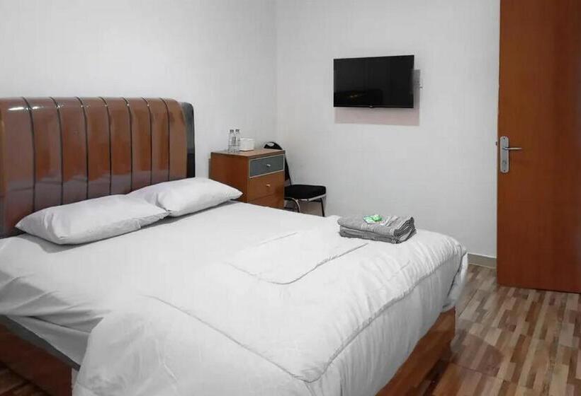 בית מלון כפרי Reddoorz Syariah Near Kbc Batam Centre