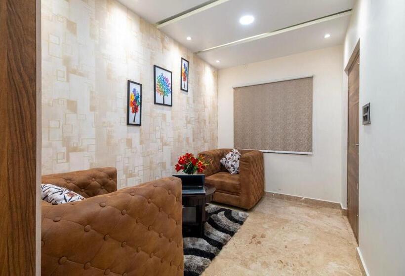 בית מלון כפרי Sm Paradise