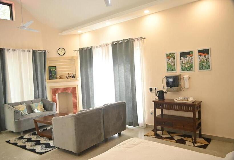 فندق Solis Wellness Retreat