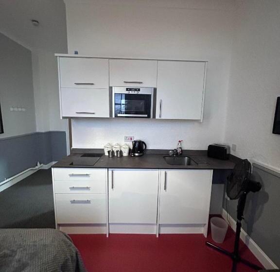 ホテル The Office Bar And Restaurant