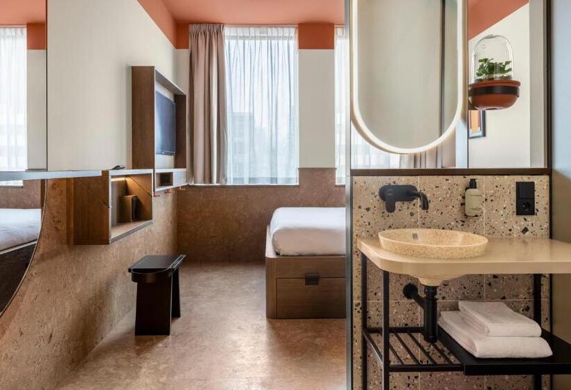 酒店 The Usual Rotterdam