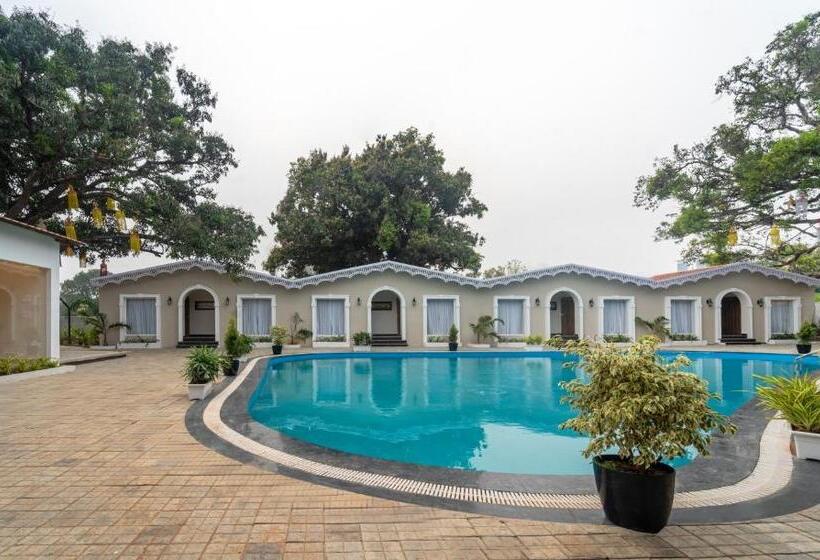 فندق Treebo Greenland Resort, Patia