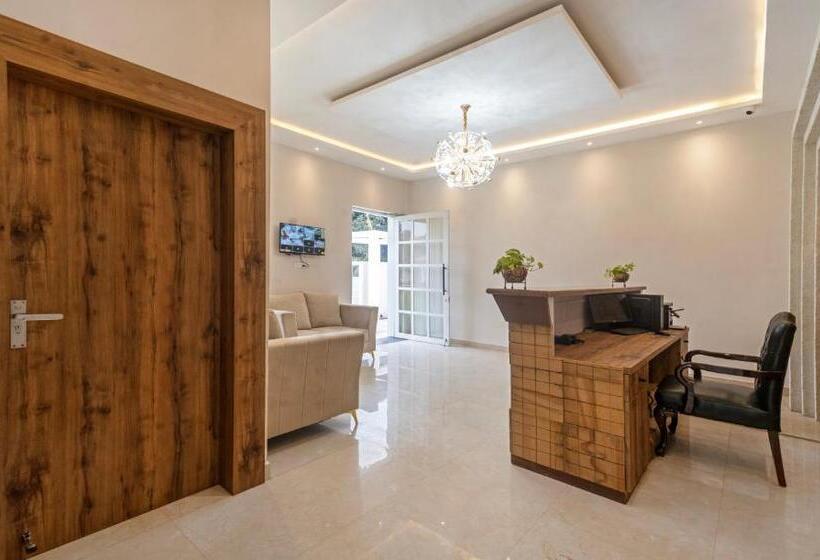 فندق Treebo Greenland Resort, Patia