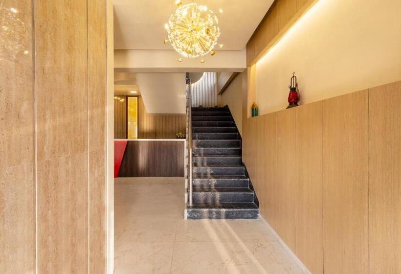 호텔 Treebo Nestlay Rooms Gummidipoondi