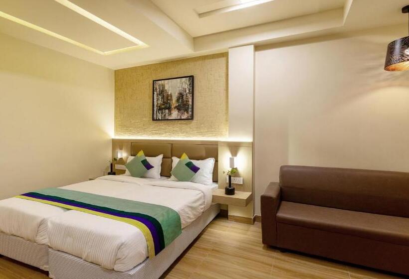 호텔 Treebo Nestlay Rooms Gummidipoondi