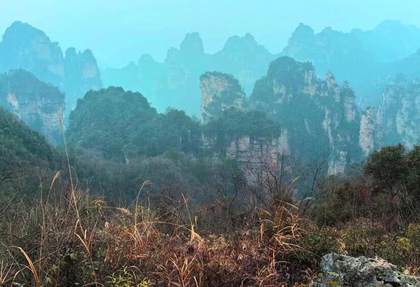 Отель Zhangjiajie Yolo Resort  Within Zhangjiajie National Forest Park