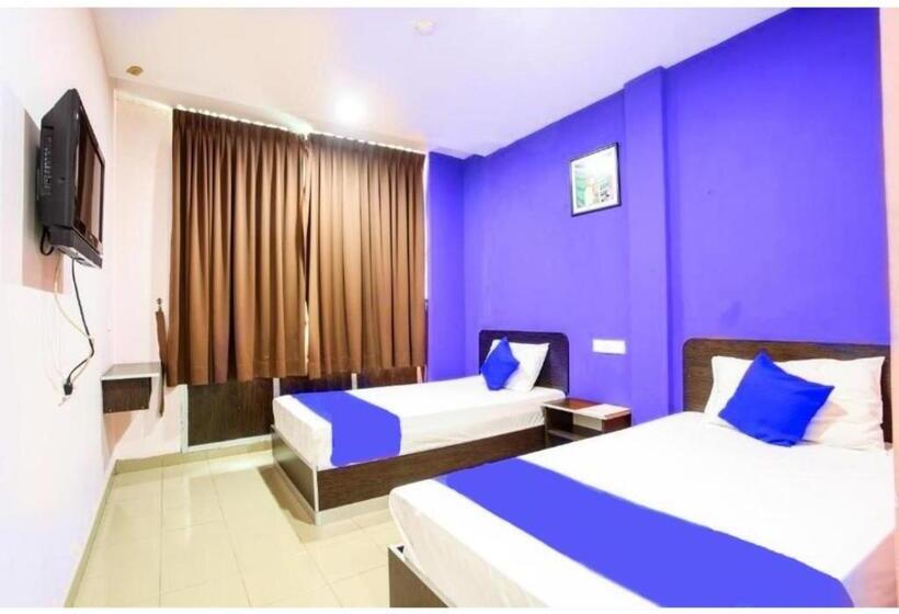 Hs Hotel Siswa Near Utar