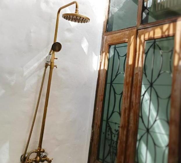 Pensionat ทรายทองบีชรีสอร์ท