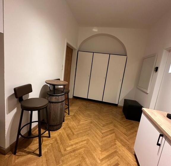 پانسیون Datri Petite Suite 1   3