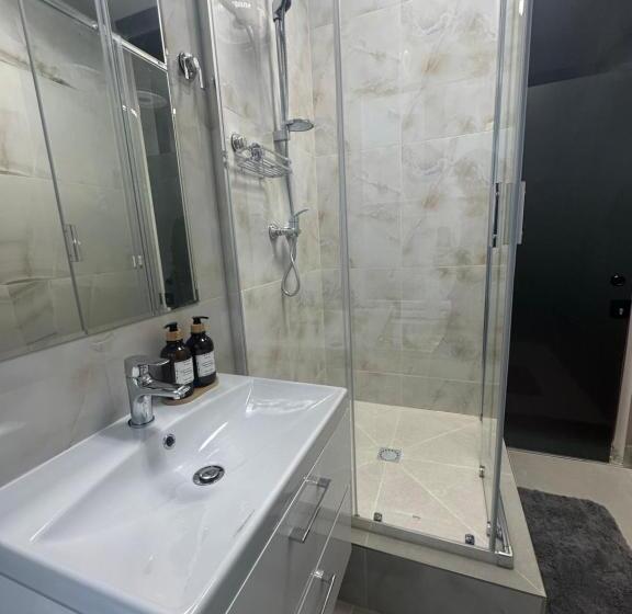 پانسیون Datri Petite Suite 1   3