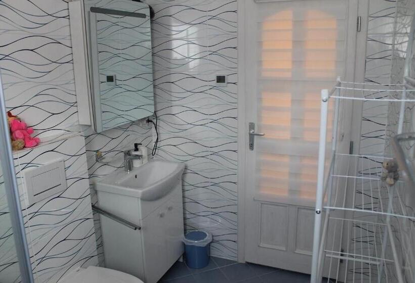 Пансион Ferienwohnung Mioritza