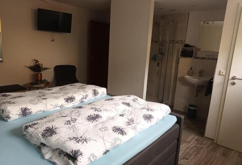 ペンション Gästehaus A21