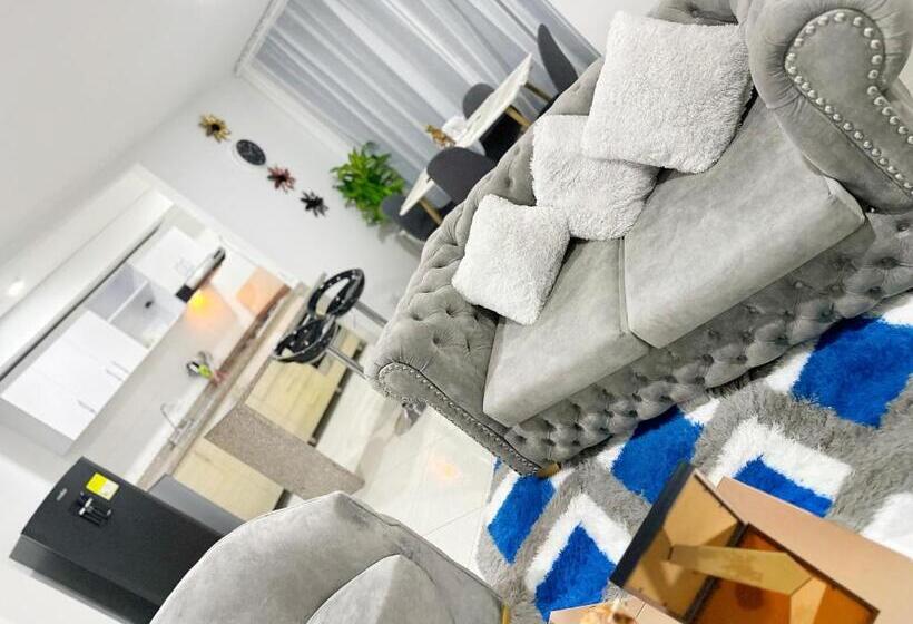 پانسیون Habitación Deluxu Con Piscina