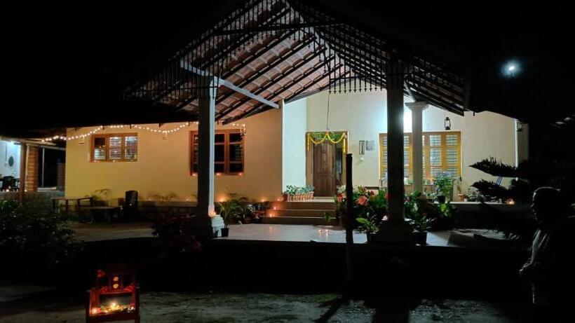 بنسيون Honey Beatle Homestay