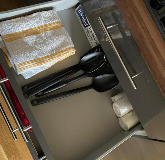 פנסיון Hull City Apartment 03