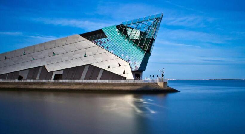 پانسیون Hull City Apartment No 09