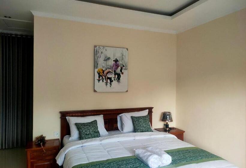 פנסיון Karmila House