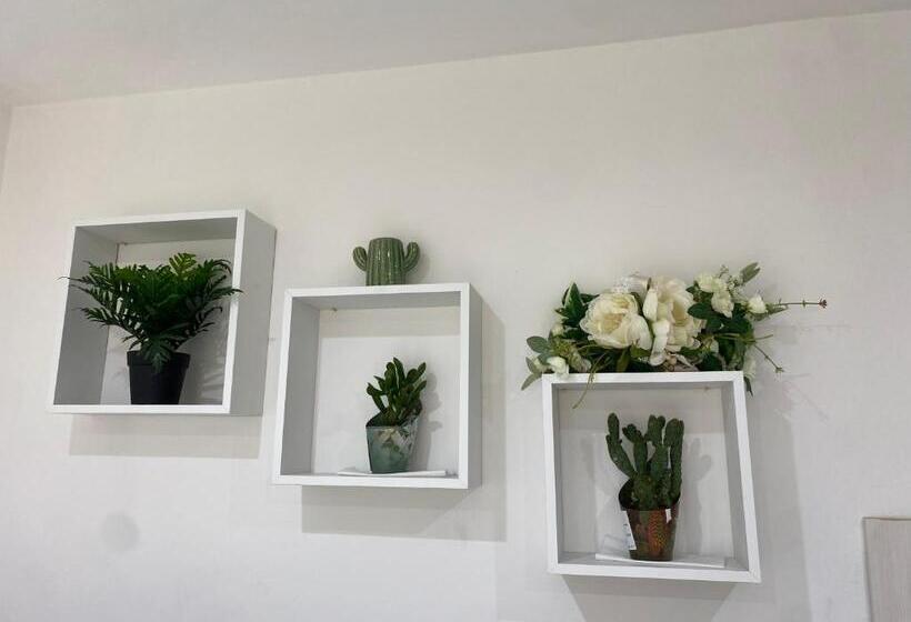 펜션 La Marchesina House