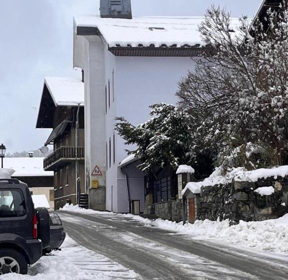 פנסיון Le Moulin De Navette   La Meule
