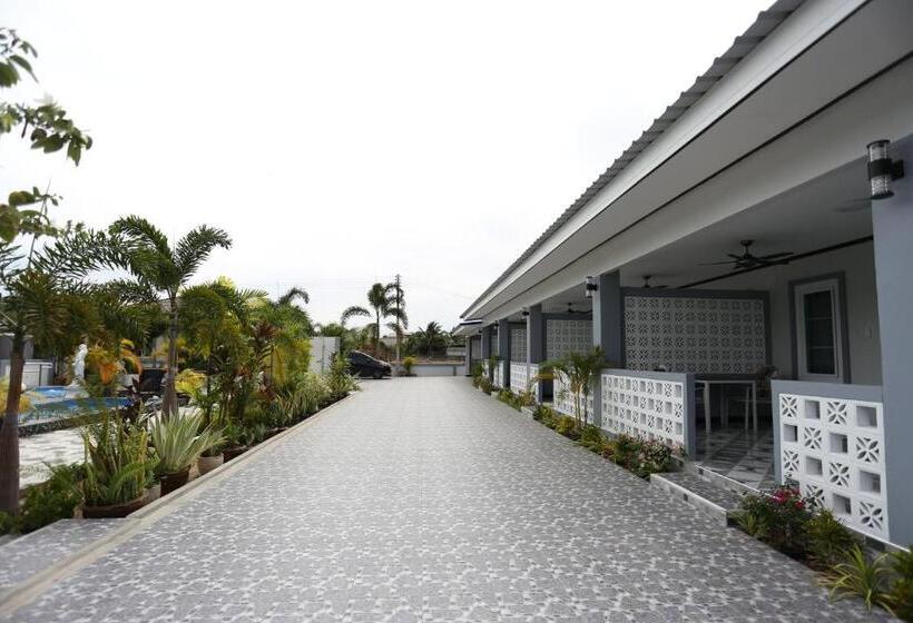 פנסיון Mb House Resort