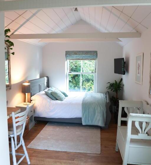 بنسيون Mulberry Studio