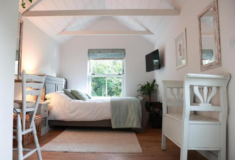 بنسيون Mulberry Studio