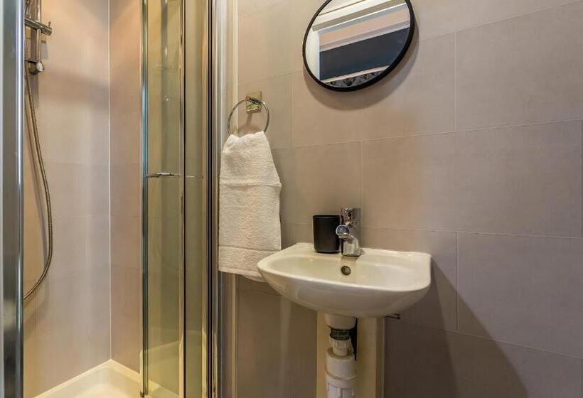 פנסיון Room 01   Sandhaven Rooms   Double