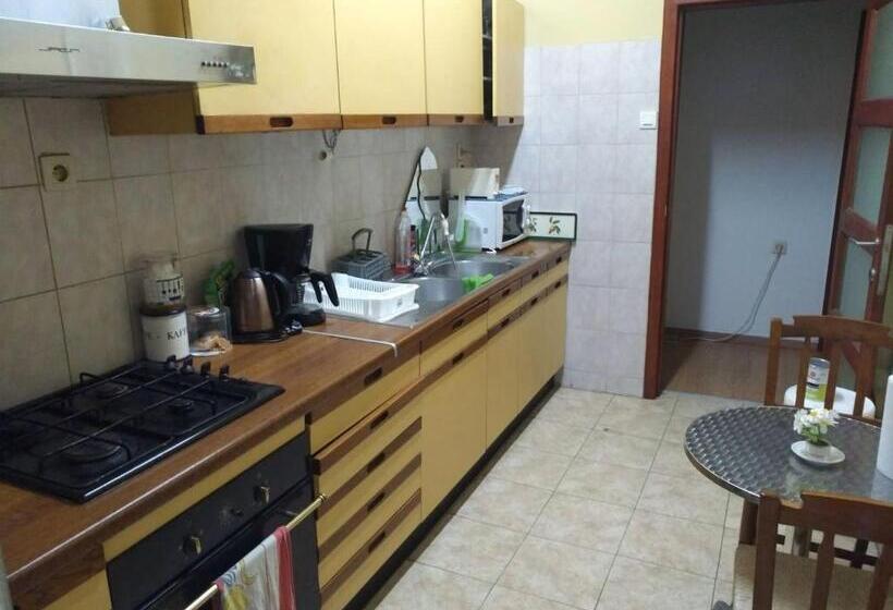 פנסיון Room In Bb   Chambre Z2 A Bruxelles