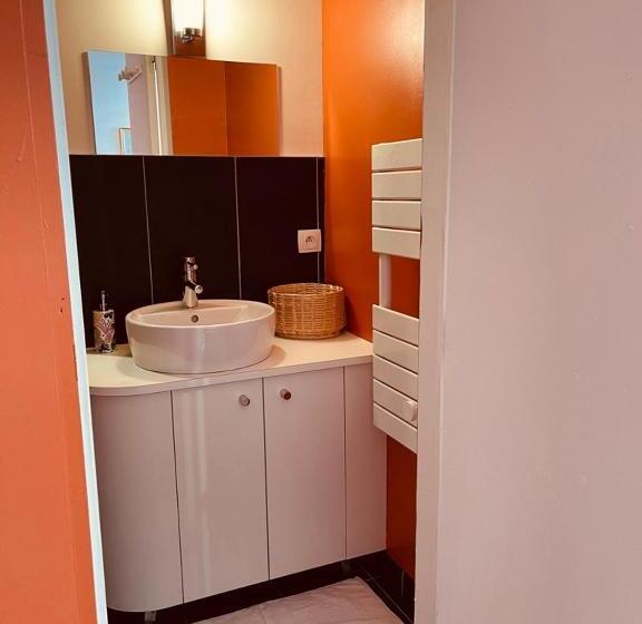 膳宿费 Studio Indépendant Et Calme Avec Jacuzzi à Lille