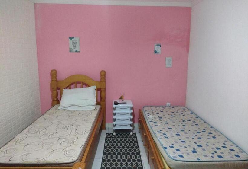 膳宿费 Suite Familiar