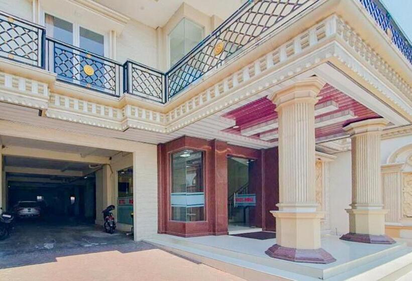 Rose Hotel Bangkalan