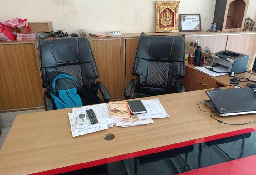 Spot On Hotel Bairi Love