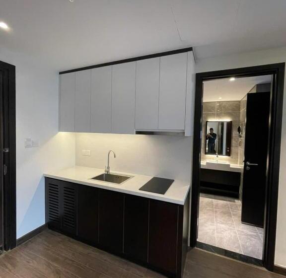 Superior Suite Home, View City