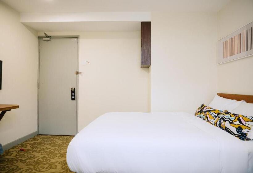 The Concept Hotel Kl  Tbs