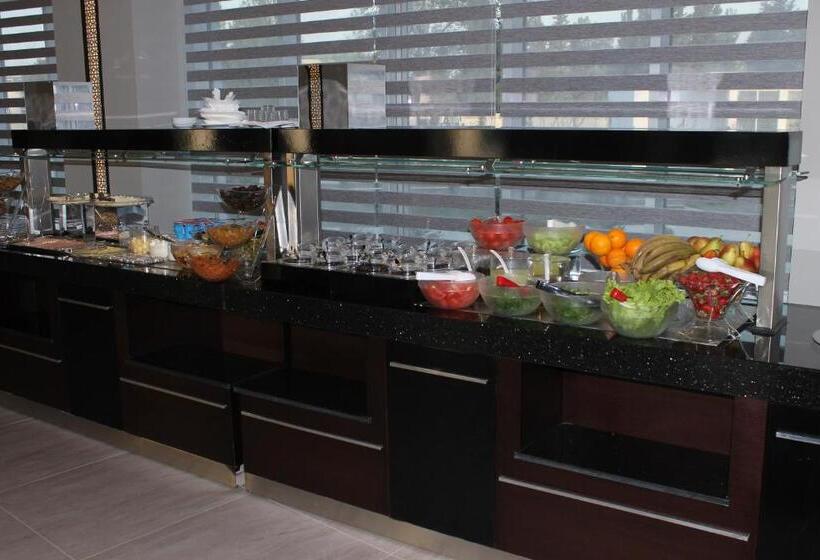 Agsaray Deluxe Hotel & Spa