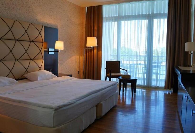 Agsaray Deluxe Hotel & Spa