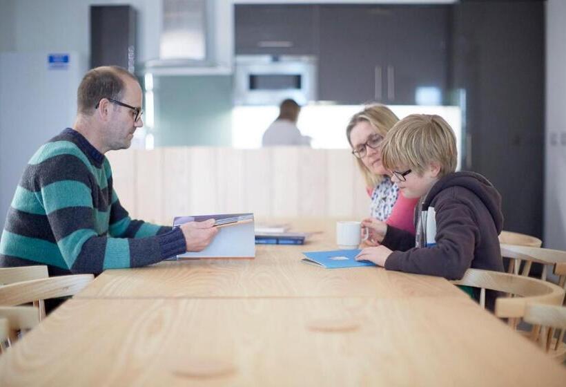 הוסטל The Barrel Store Cirencester