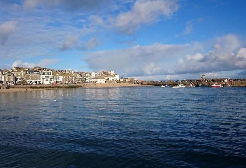 مبيت وإفطار Anchorage Guest House, St Ives