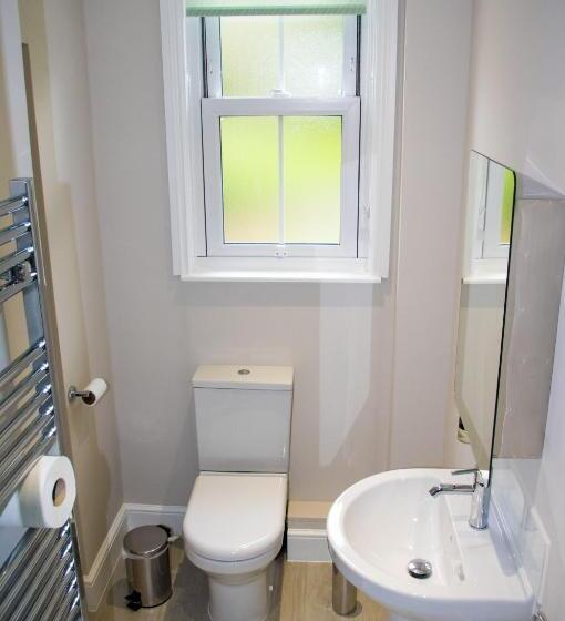 住宿加早餐 Claridge House