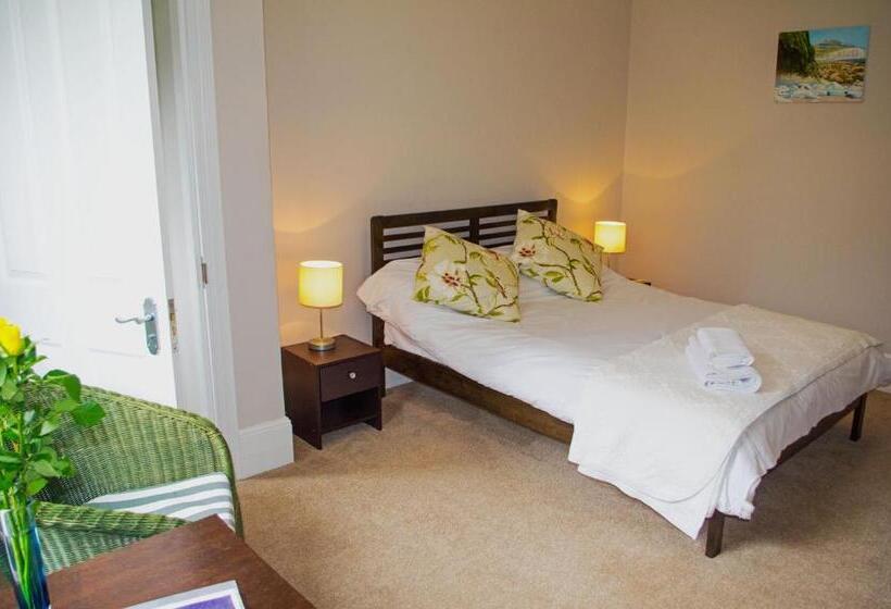 住宿加早餐 Claridge House