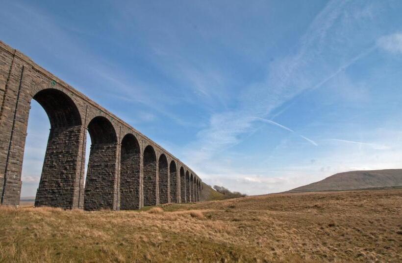 مبيت وإفطار Cornlee