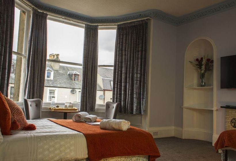 Bed and Breakfast Crown Guesthouse