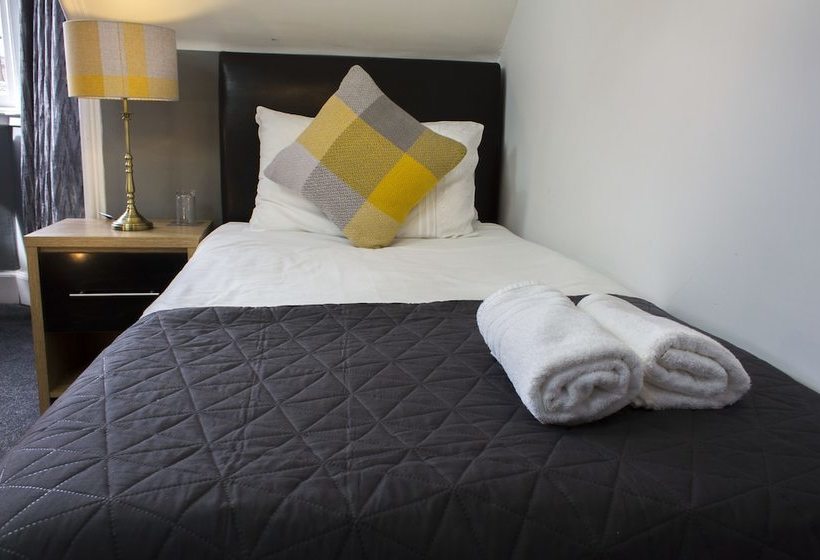 Bed and Breakfast Crown Guesthouse