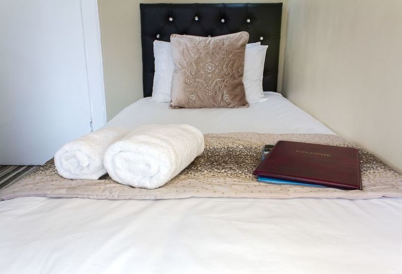 Bed and Breakfast Crown Guesthouse