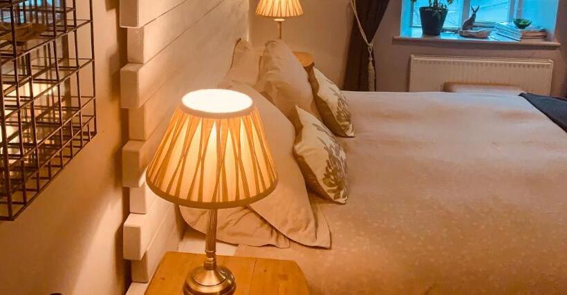 ベッドアンドブレックファースト Molesworth Arms Pyworthy