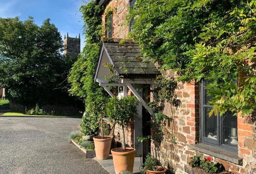 ベッドアンドブレックファースト Molesworth Arms Pyworthy