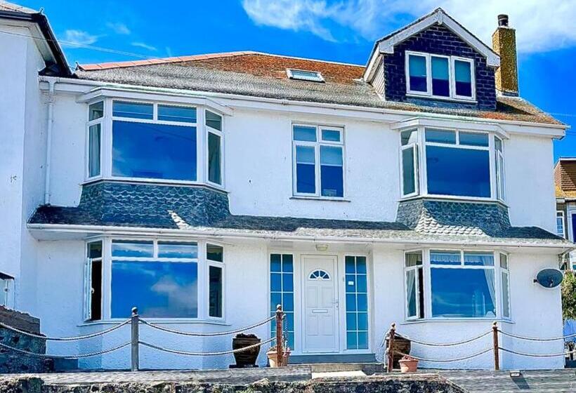 ベッドアンドブレックファースト Palma Guest House